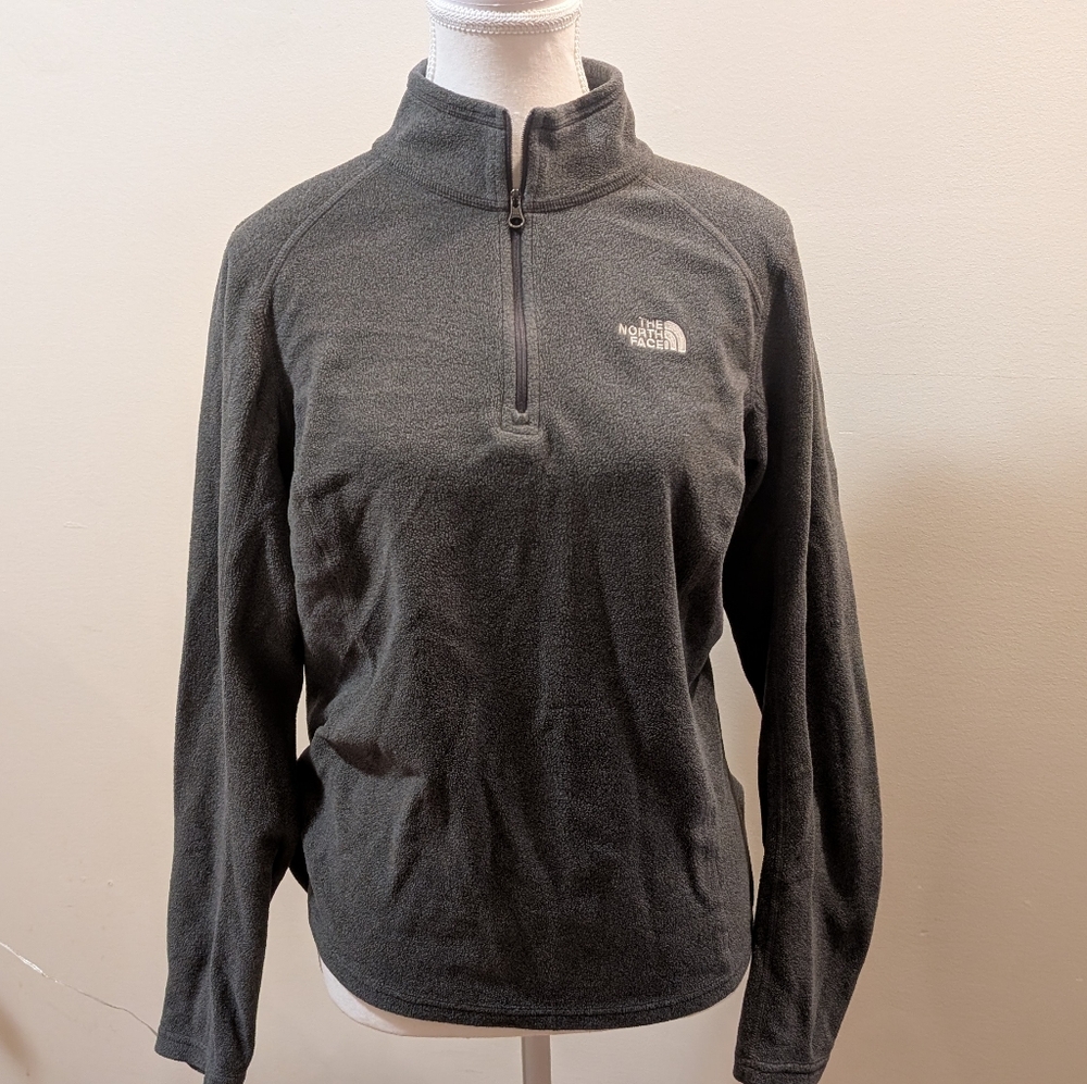 The North Face Dark Charcoal Gray 1/4-Zip Fleece Pullover